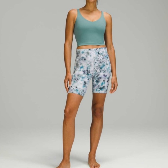 Lululemon Align Short 8” | Kaleidofloral Multi | Size 6 | Buttery Soft Nulu™ - Picture 4 of 8